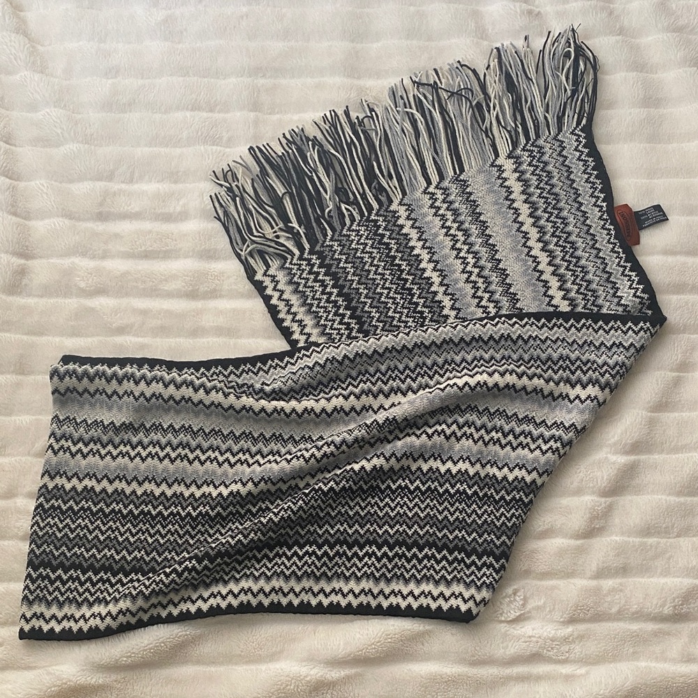 Missoni Black and White Zigzag Scarf